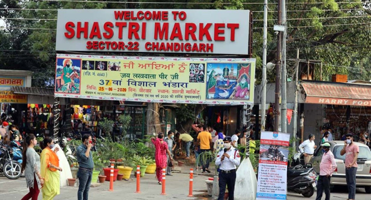 Shastri Market Road